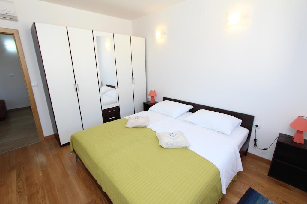 Apartments Hanna Ровинь Экстерьер фото