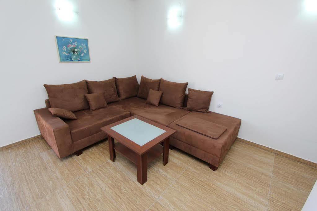 Apartments Hanna Ровинь Экстерьер фото